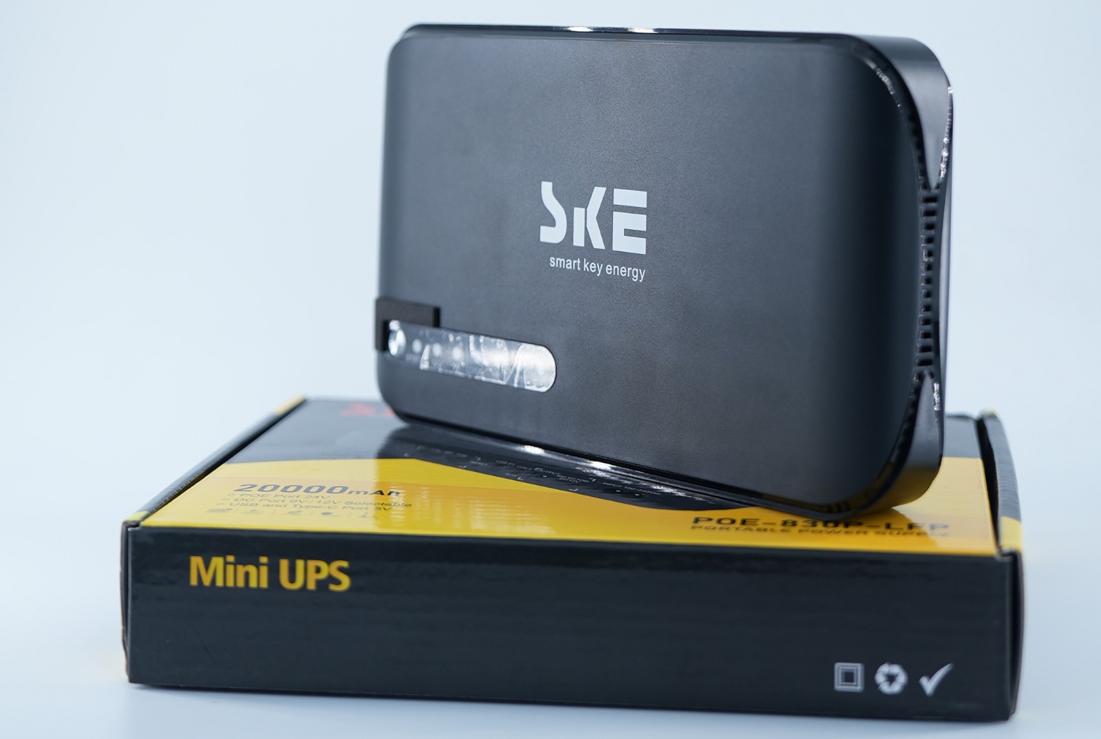 Mini UPS